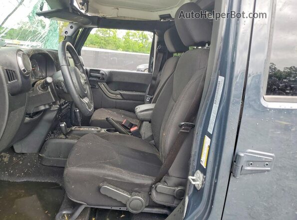 1C4BJWDG6JL910445 2018 JEEP WRANGLER Blue Widok wnętrza z przodu