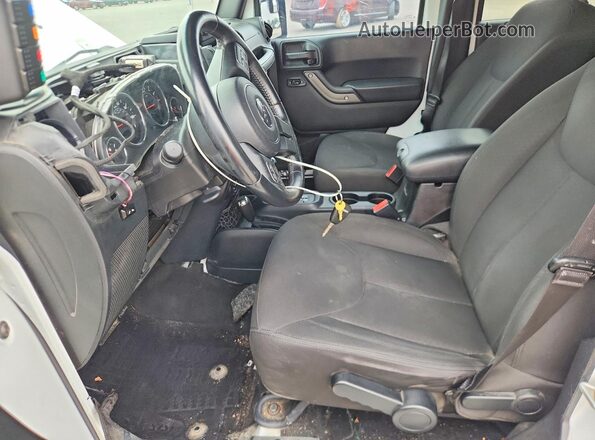 1C4BJWDG7GL270156 2016 JEEP WRANGLER White Widok wnętrza z przodu