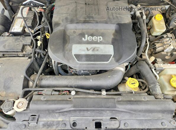 1C4BJWDG7GL270156 2016 JEEP WRANGLER White Widok wnętrza z tyłu