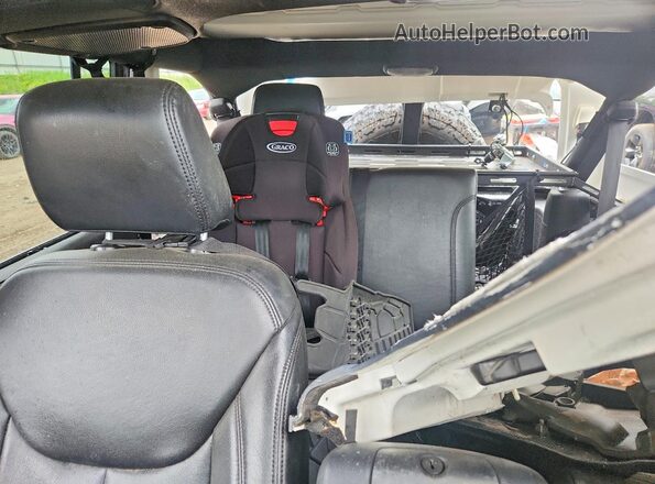 1C4BJWDG7HL593463 2017 JEEP WRANGLER Black Вид задніх сидінь