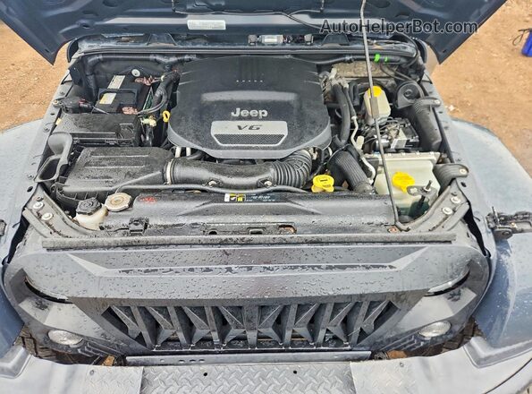 1C4BJWDG7JL865824 2018 JEEP WRANGLER Серый Вид задней части салона