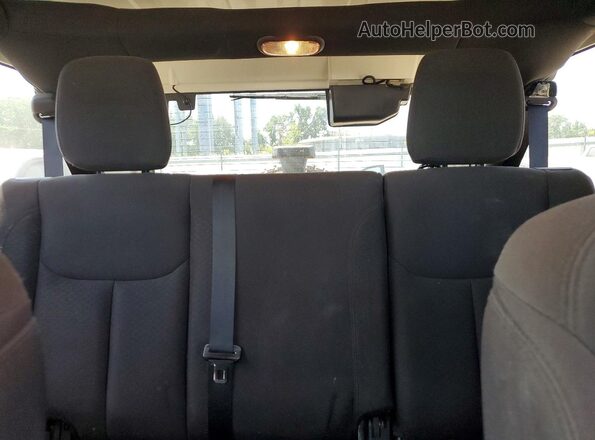 1C4BJWDG8GL285300 2016 JEEP WRANGLER Red უკანა სავარძლების ხედი