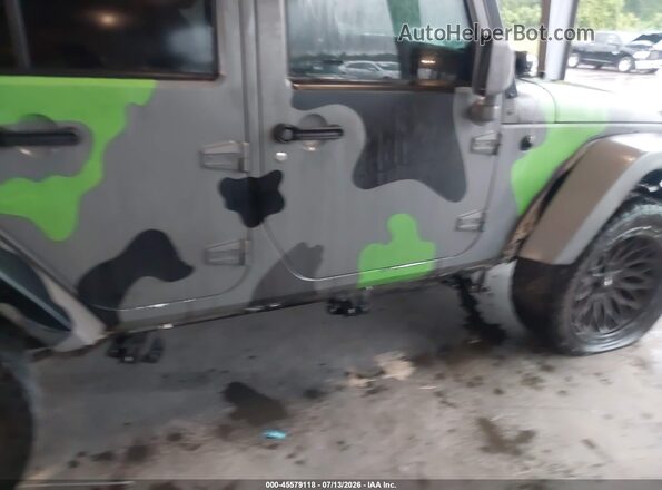1C4BJWDG8GL333829 2016 JEEP WRANGLER UNLIMITED Green Widok z przodu