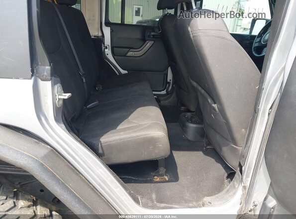 1C4BJWDGXGL155440 2016 JEEP WRANGLER UNLIMITED Silver VIN sticker view