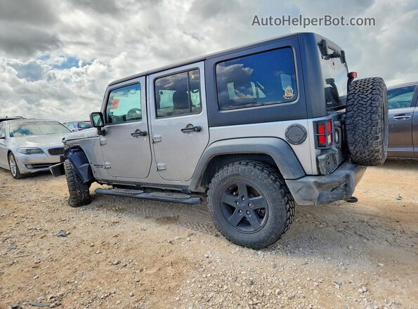 1C4BJWDGXHL643370 2017 JEEP WRANGLER Silver Tył lewy