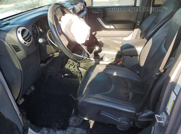 1C4BJWEG0GL192818 2016 JEEP WRANGLER Серебряный Вид салона спереди