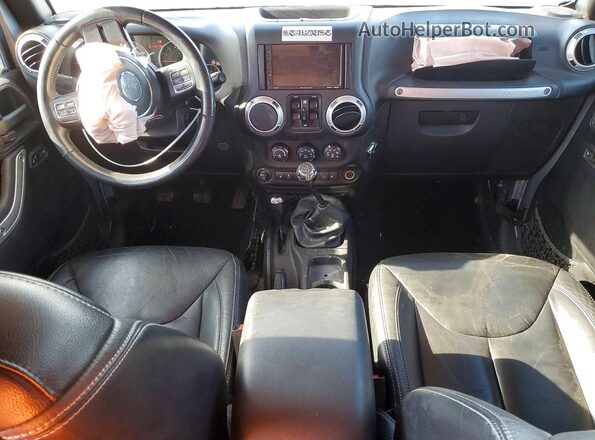 1C4BJWEG0GL192818 2016 JEEP WRANGLER Серебряный Вид панели приборов