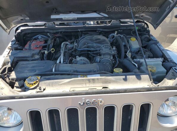 1C4BJWEG2GL174840 2016 JEEP WRANGLER Silver Widok komory silnika