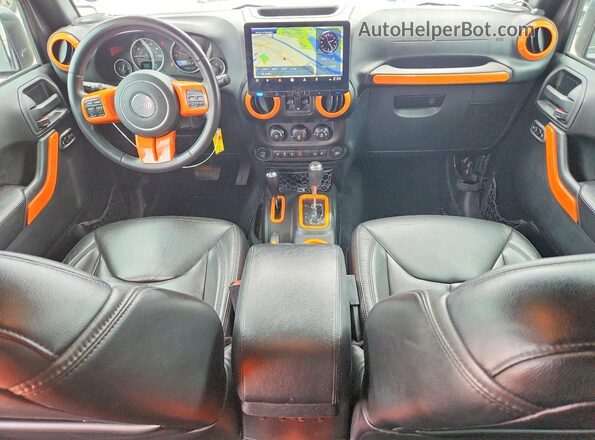 1C4BJWEG2HL653583 2017 JEEP WRANGLER Gray Вид панелі приладів