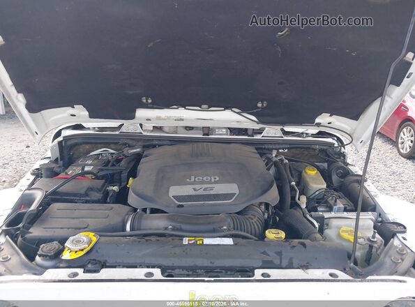 1C4BJWEG8GL235317 2016 JEEP WRANGLER UNLIMITED White Вид ззаду
