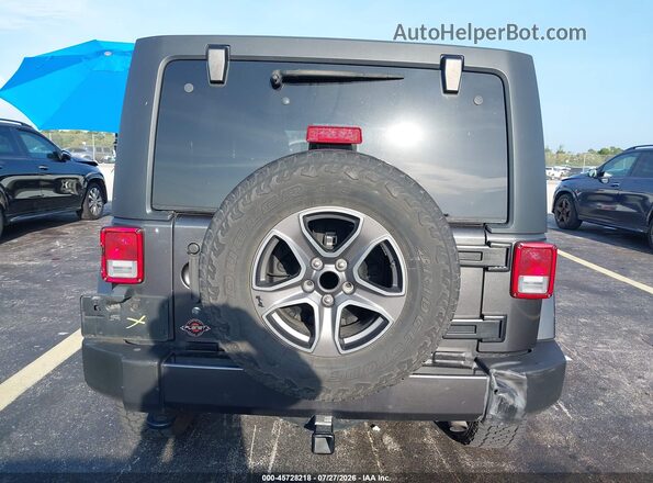 1C4BJWEG9GL303589 2016 JEEP WRANGLER UNLIMITED Gray 