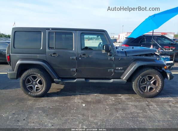 1C4BJWEG9GL303589 2016 JEEP WRANGLER UNLIMITED Gray Vista interior trasera
