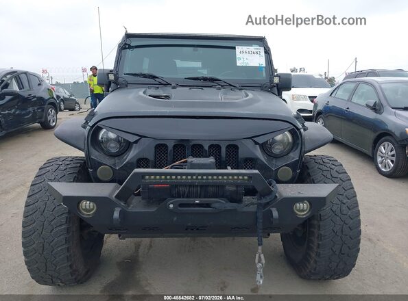 1C4BJWFG0GL158764 2016 JEEP WRANGLER UNLIMITED Black ხელსაწყოთა პანელის ხედი