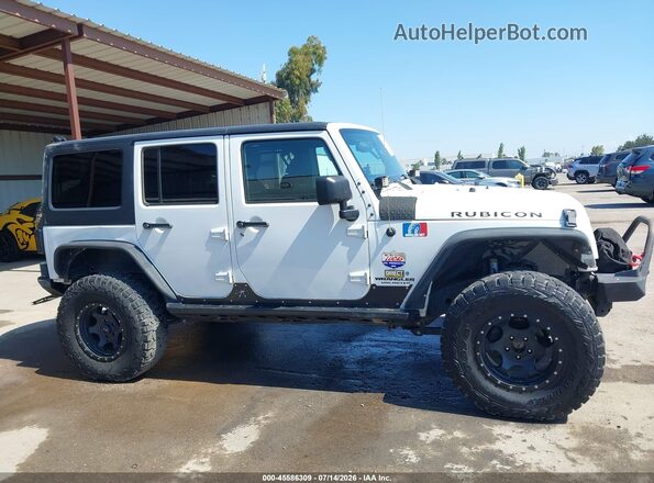 1C4BJWFG2GL230323 2016 JEEP WRANGLER UNLIMITED White 360 interior view