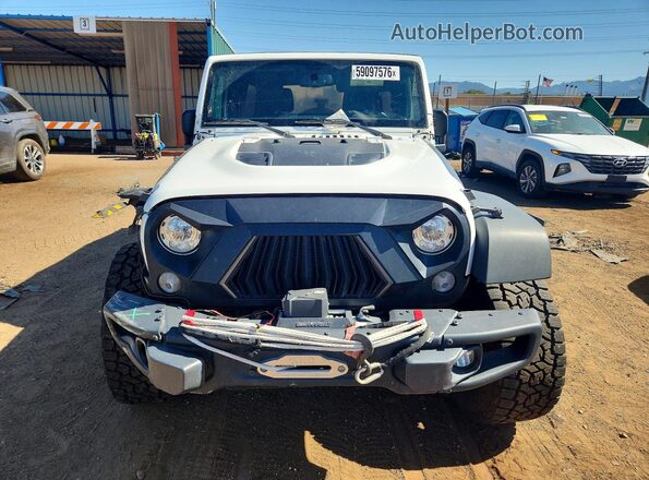 1C4BJWFG2JL813692 2018 JEEP WRANGLER White წინა ხედი