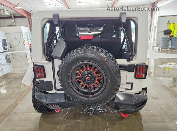1C4BJWFG3GL250807 2016 JEEP WRANGLER White Հետևի տեսք