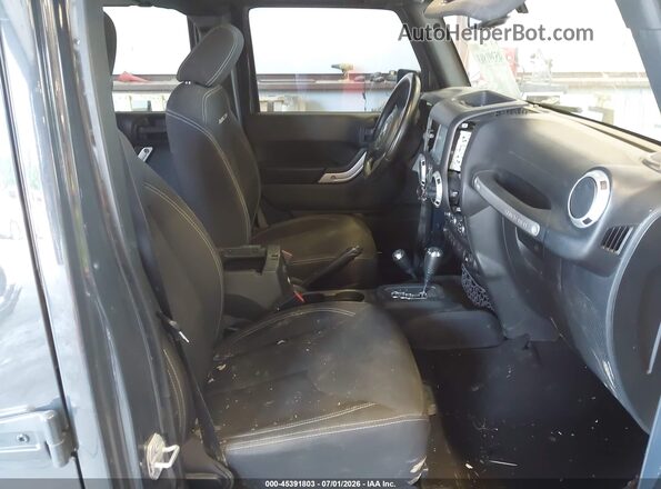 1C4BJWFG5GL254714 2016 JEEP WRANGLER UNLIMITED Gray Вид салону спереду