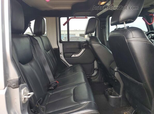 1C4BJWFG8HL543331 2017 JEEP WRANGLER Silver უკანა სალონის ხედი