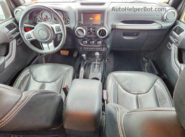 1C4BJWFG9HL563703 2017 JEEP WRANGLER Gray Vista del salpicadero