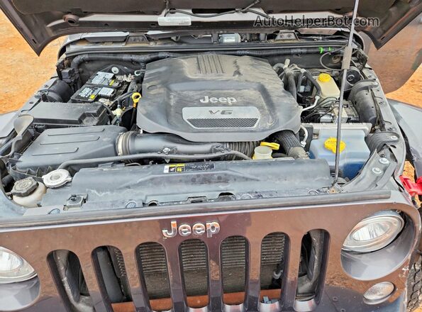 1C4BJWFG9HL563703 2017 JEEP WRANGLER Gray Vista del compartimento del motor
