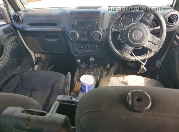 1C4BJWKG1JL897574 2018 JEEP WRANGLER White Առջևի վահանակի տեսք