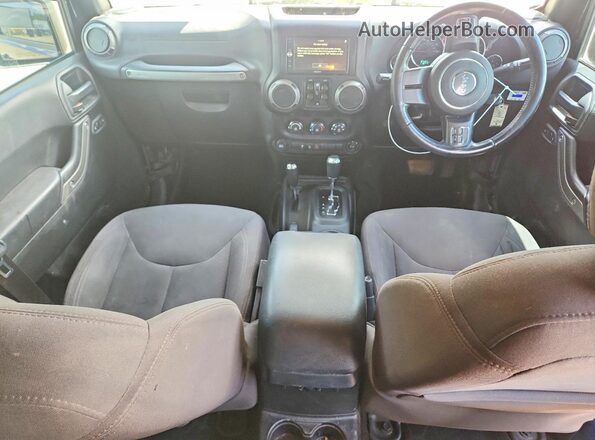1C4BJWKG4GL293638 2016 JEEP WRANGLER Black Dashboard view