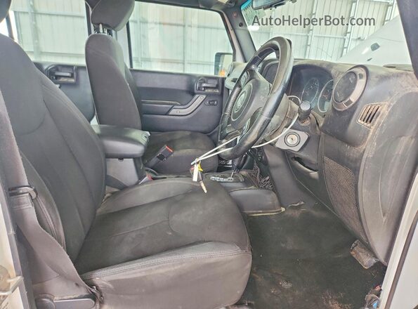 1C4BJWKG8GL232700 2016 JEEP WRANGLER White Vista interior delantera