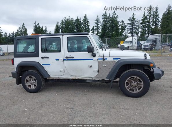 1C4BJWKGXGL200329 2016 JEEP WRANGLER UNLIMITED White უკანა სალონის ხედი