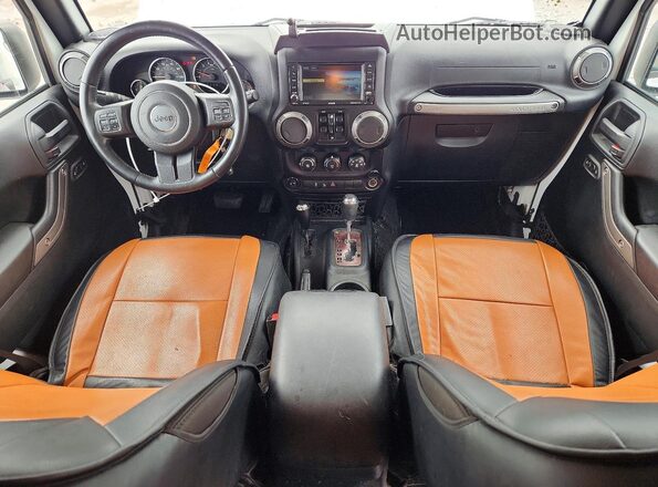 1C4HJWDG2GL235809 2016 JEEP WRANGLER White Առջևի վահանակի տեսք