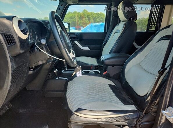 1C4HJWDG2GL291345 2016 JEEP WRANGLER Charcoal წინა სალონის ხედი