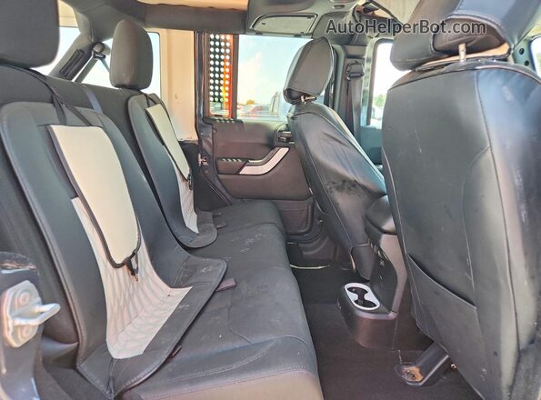 1C4HJWDG2GL291345 2016 JEEP WRANGLER Charcoal უკანა სალონის ხედი