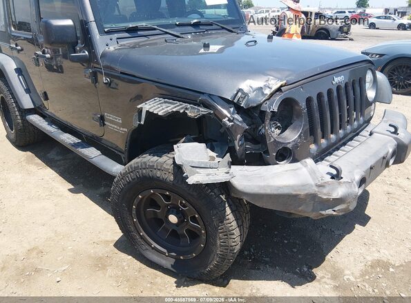 1C4HJWDG2HL621440 2017 JEEP WRANGLER UNLIMITED Gray Դիմացի տեսք
