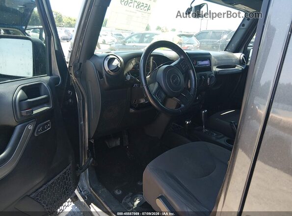 1C4HJWDG2HL621440 2017 JEEP WRANGLER UNLIMITED Gray 