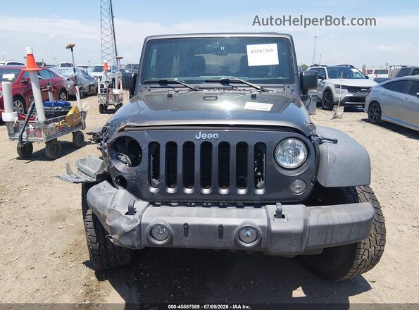 1C4HJWDG2HL621440 2017 JEEP WRANGLER UNLIMITED Gray Սարքավորումների վահանակի տեսք