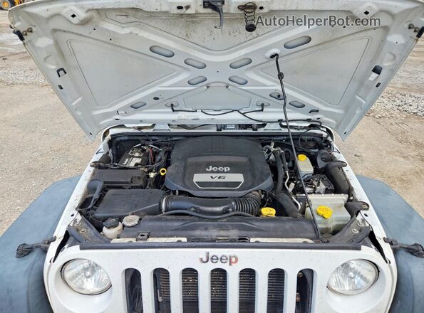 1C4HJWDG6JL925943 2018 JEEP WRANGLER White ძრავის განყოფილების ხედი