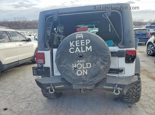 1C4HJWDG6JL930818 2018 JEEP WRANGLER White Rear view