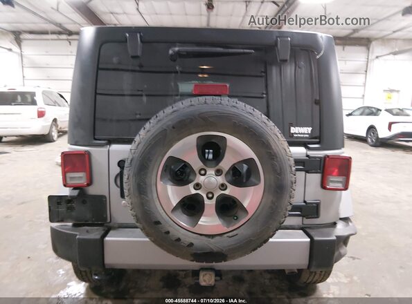 1C4HJWEGXJL825035 2018 JEEP WRANGLER Серый 