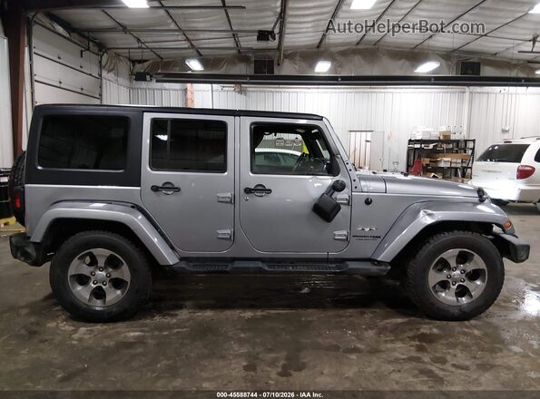 1C4HJWEGXJL825035 2018 JEEP WRANGLER Серый Вид задней части салона