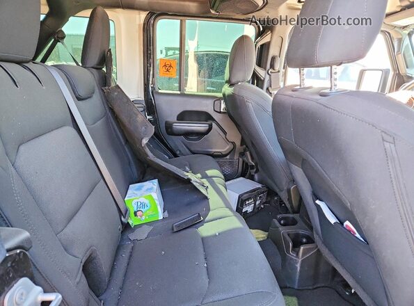 1C4HJXDG2JW120218 2018 JEEP WRANGLER Black უკანა სალონის ხედი