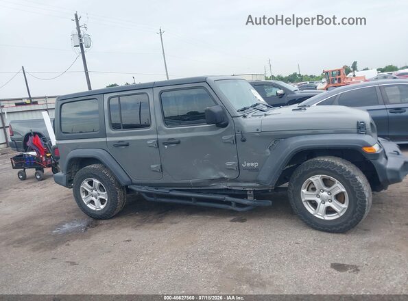 1C4HJXDG4LW258376 2020 JEEP WRANGLER UNLIMITED Gray Rear interior view
