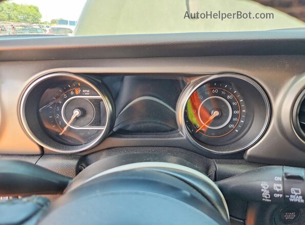 1C4HJXDG4MW725636 2021 JEEP WRANGLER Зеленый Вид щитка приборов