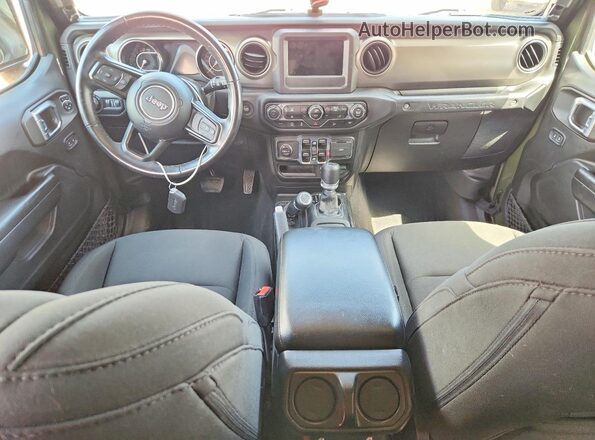 1C4HJXDG4MW725636 2021 JEEP WRANGLER Зеленый Вид панели приборов