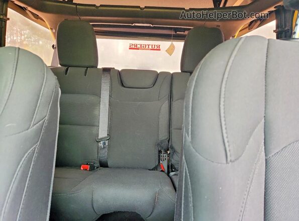 1C4HJXDG8LW218155 2020 JEEP WRANGLER Yellow Rear seats view
