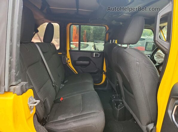 1C4HJXDG8LW218155 2020 JEEP WRANGLER Yellow Rear interior view