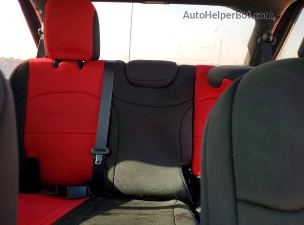 1C4HJXDG9LW201011 2020 JEEP WRANGLER Red Вид задніх сидінь