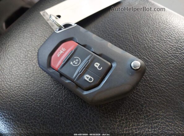 1C4HJXDG9PW686658 2023 JEEP WRANGLER Синий Вид панели приборов