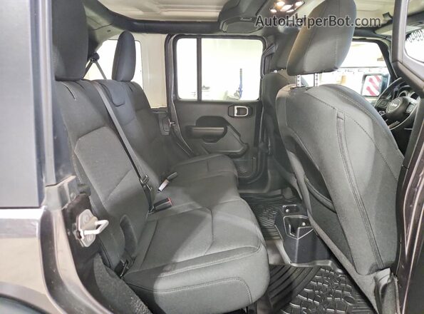 1C4HJXDGXMW815065 2021 JEEP WRANGLER Gray Rear seats view
