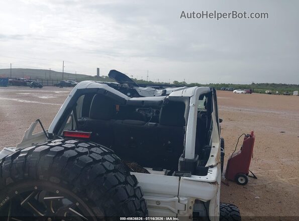 1C4HJXDN0JW331237 2018 JEEP WRANGLER UNLIMITED Белый Вид спереди