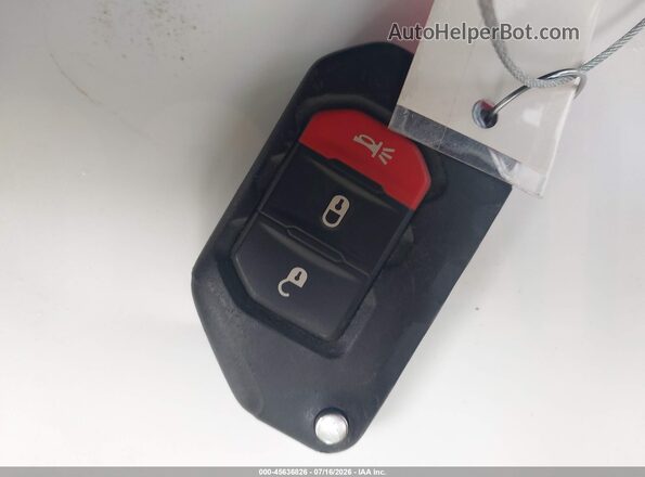1C4HJXDN0JW331237 2018 JEEP WRANGLER UNLIMITED Белый Вид панели приборов