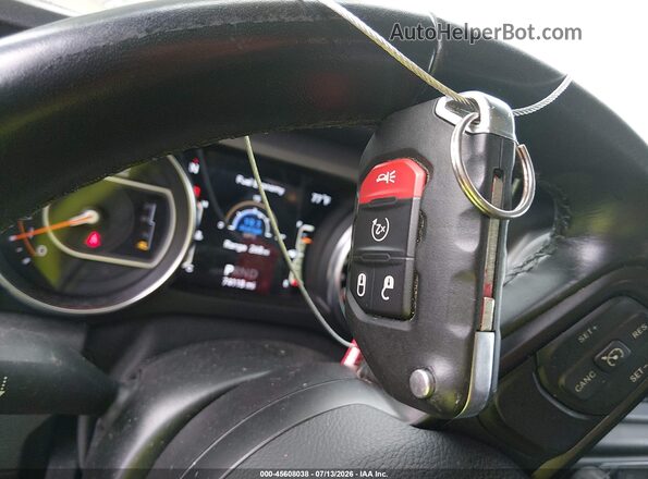 1C4HJXDN0MW680449 2021 JEEP WRANGLER UNLIMITED Burgundy Vista del salpicadero